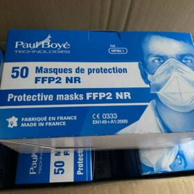 Masque FFP2 Paul Boyé vu d'une boite de 50 masques